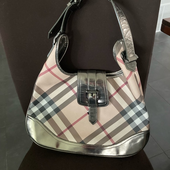 Authentic BURBERRY handbag - Picture 3 of 5